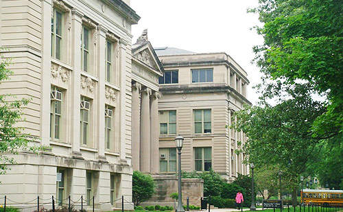 愛(ài)荷華大學(xué)1