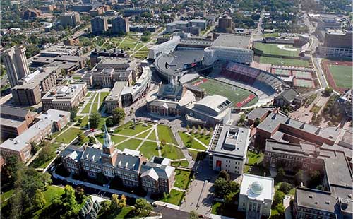 辛辛那提大學(xué)1 辛辛那提大學(xué)1