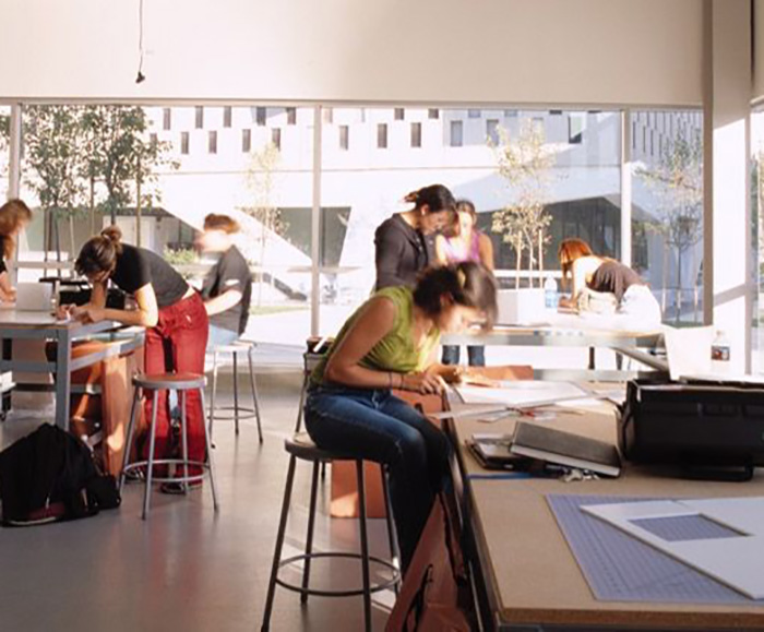 奧蒂斯藝術(shù)與設(shè)計(jì)學(xué)院2 奧蒂斯藝術(shù)與設(shè)計(jì)學(xué)院2