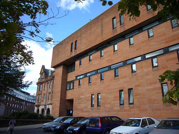 愛丁堡藝術(shù)學(xué)院 愛丁堡藝術(shù)學(xué)院