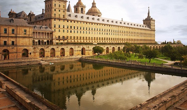 巴斯大學(xué)校景 巴斯大學(xué)校景