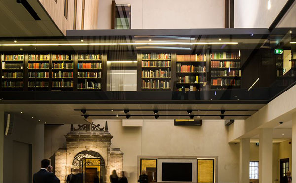 牛津大學(xué)校景